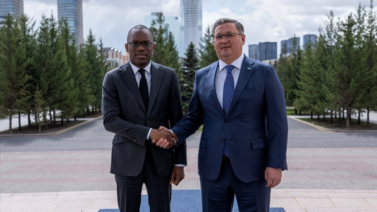 Kazakistan ve Benin Arasındaki İkili İlişkiler Güçleniyor
