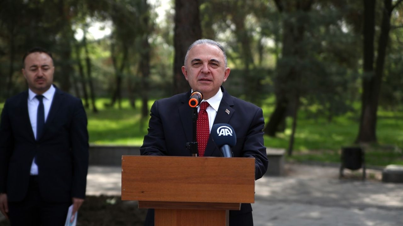 Kırgızistan'da 23 Nisan Bayramı Coşkusu