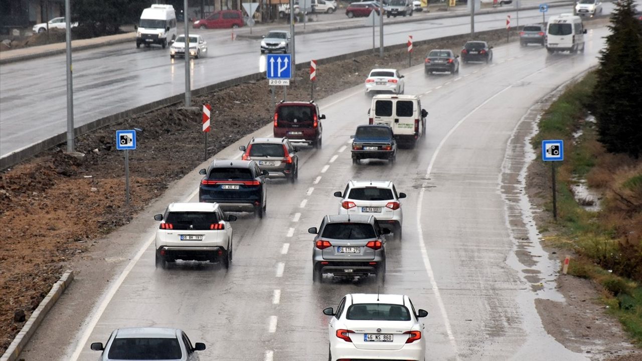 Kırıkkale'de Bayram Tatili Dönüş Trafiği