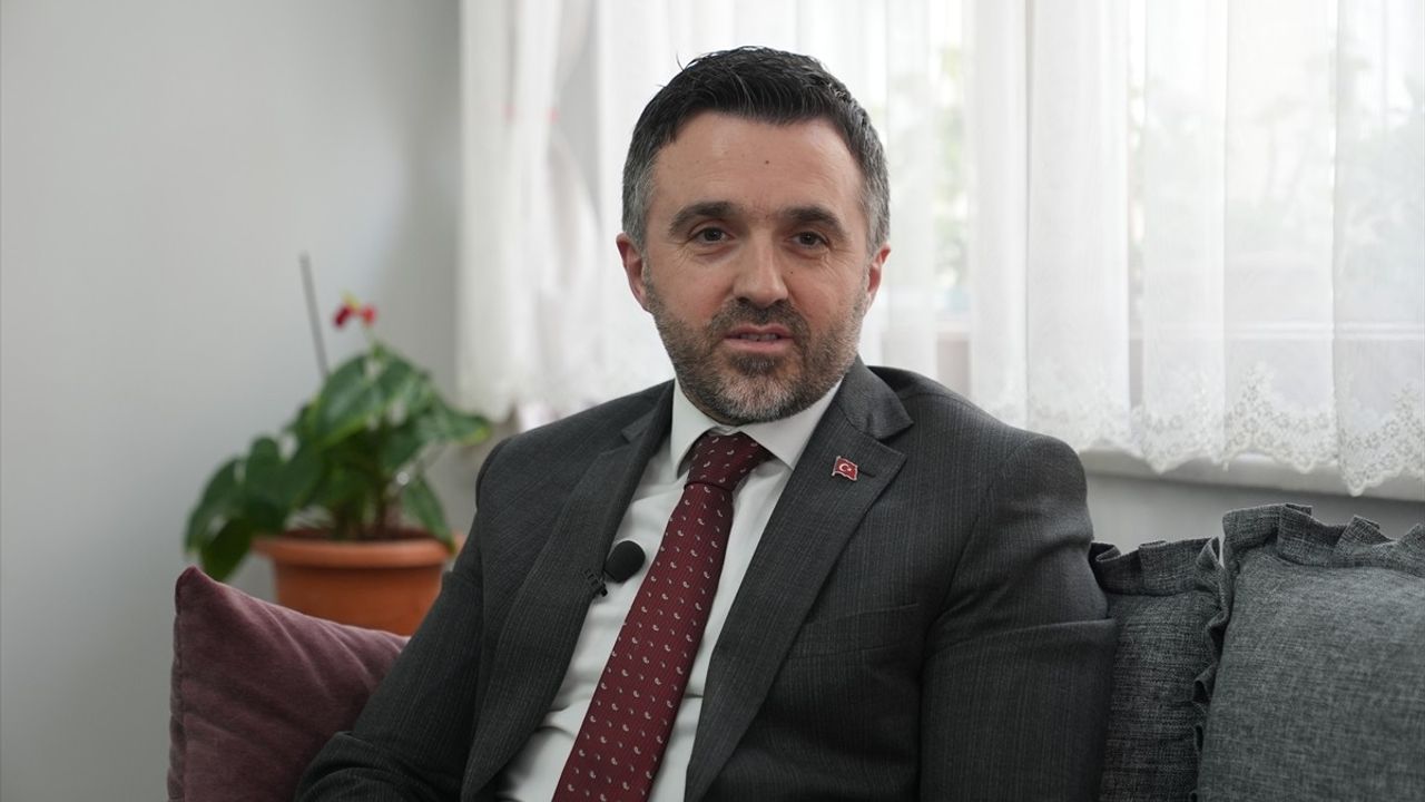 Kırk Yıllık Hatır Bir Satır Projesi ile Evlilik Deneyimleri Gençlerle Buluşuyor