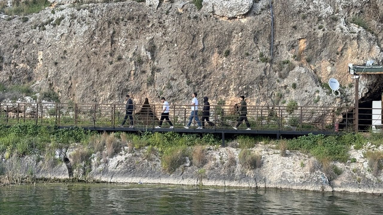 Kızılin Kanyonu'nda Yoğun Ziyaretçi Akını
