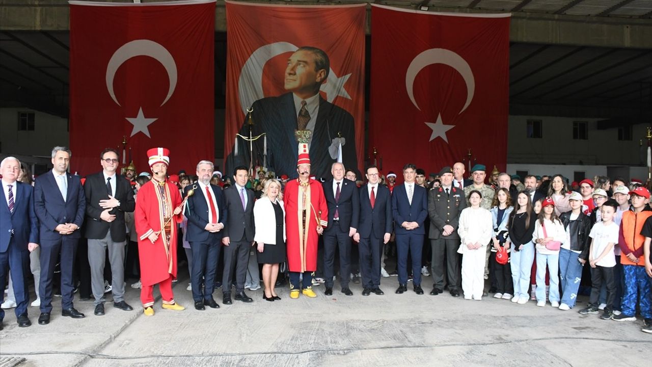 Kosova'da 23 Nisan Coşkusu: Çocuk Şenliği Düzenlendi