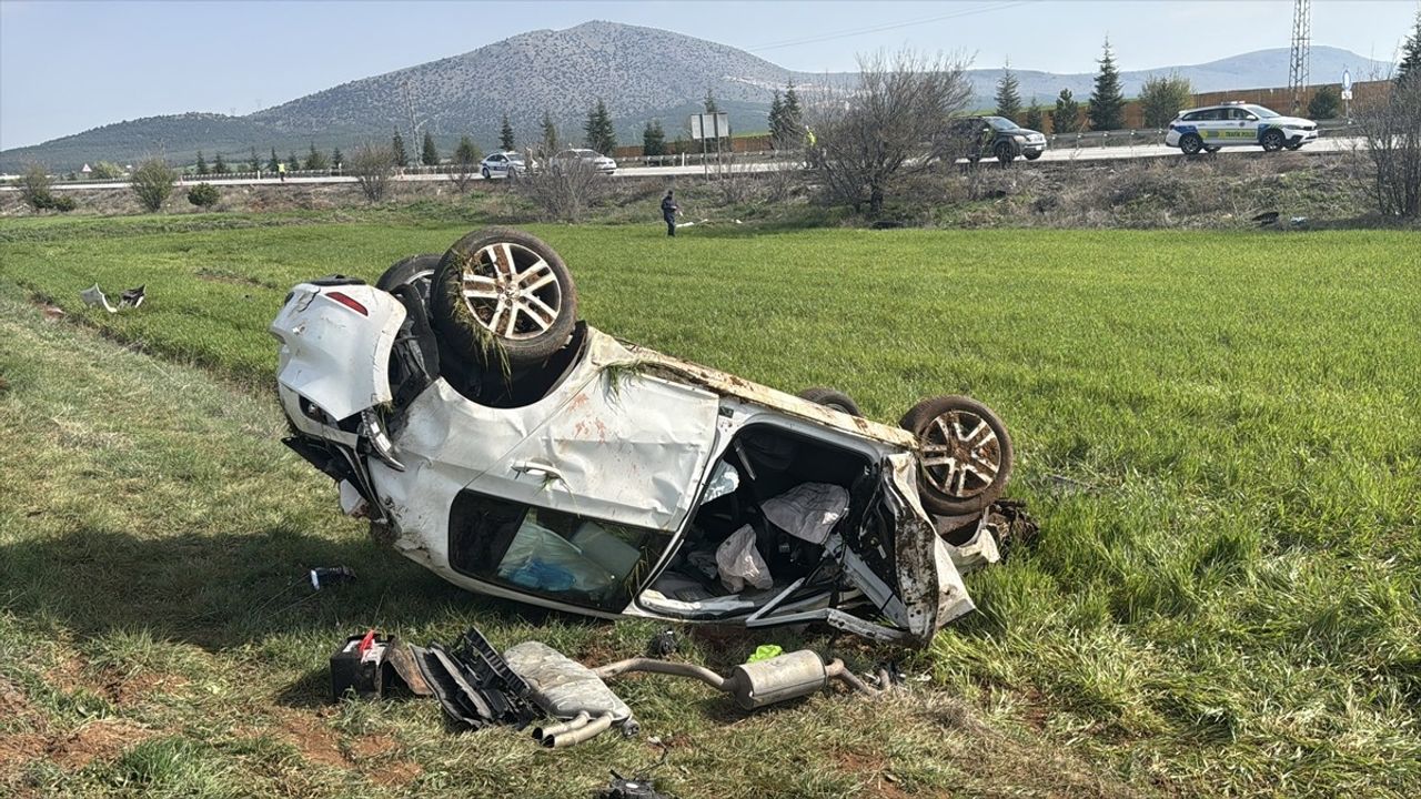 Kütahya'da Devrilen Araçta Bir Kişi Hayatını Kaybetti