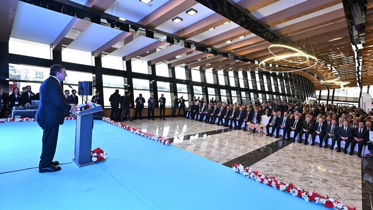 Kuzeydoğu Anadolu Kariyer Fuarı'nda Savunma Sanayisi Vurgusu