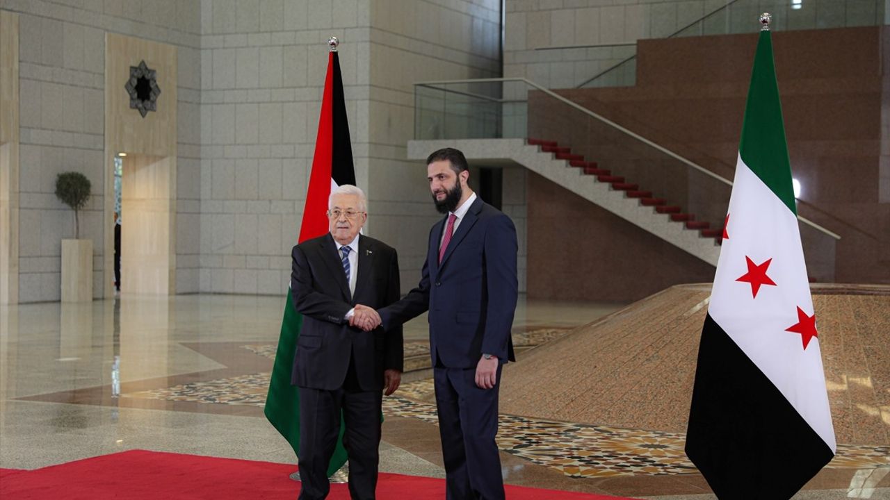 Mahmud Abbas'ın Şam Ziyareti
