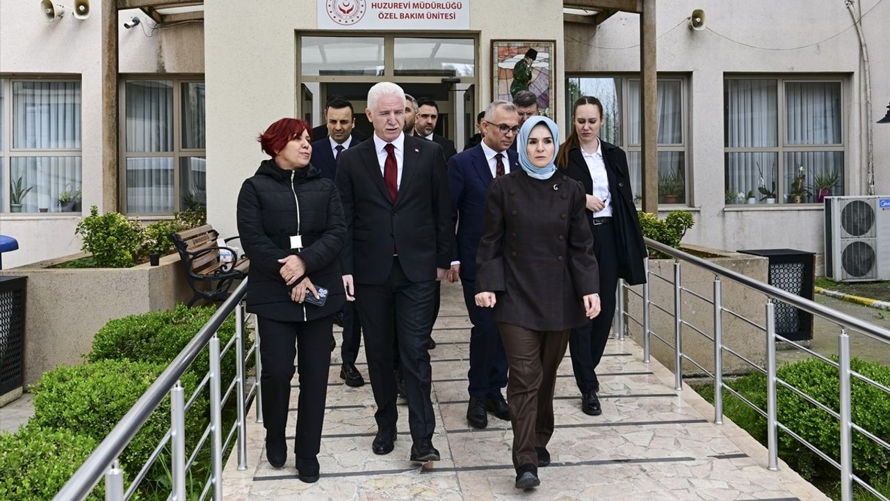 Maltepe Huzurevi Yangını Sonrası Bakan Göktaş'tan Açıklama