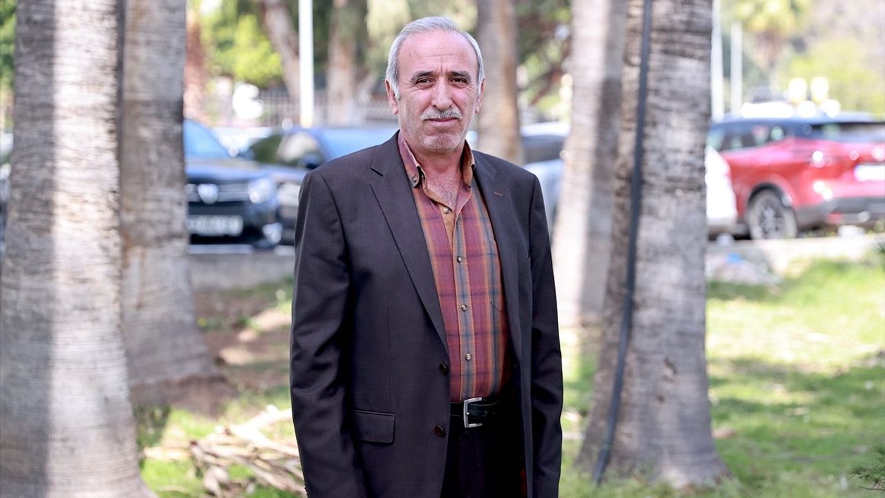 Mersin'de Dolandırılmaktan Kurtulan Baba: 'Polisimize Teşekkür Ederim'