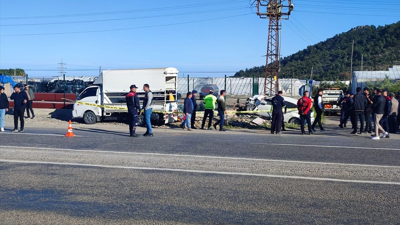 Mersin'de Trafik Kazası: 1 Ölü, 6 Yaralı