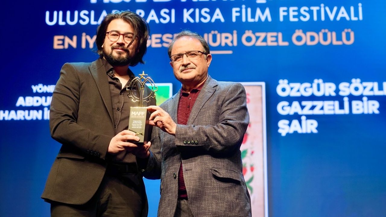 MÜSİAD Altın Çark Uluslararası Kısa Film Festivali'nin Gala Gecesi Yapıldı