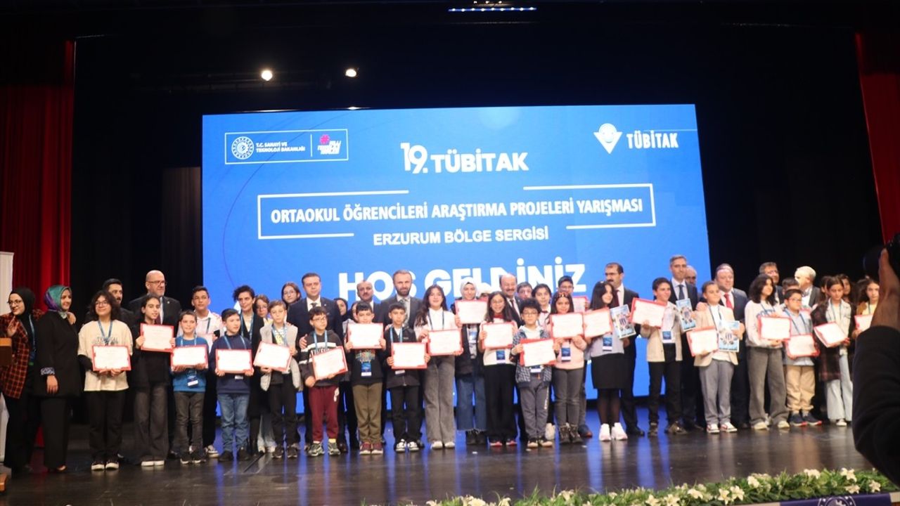 Rize'de 19. TÜBİTAK Ortaokul Öğrencileri Ödül Töreni