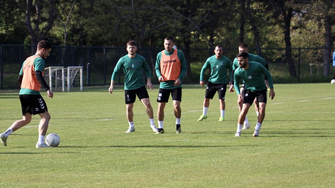 Sakaryaspor'un Erzurumspor FK Maçı Hazırlıkları Devam Ediyor