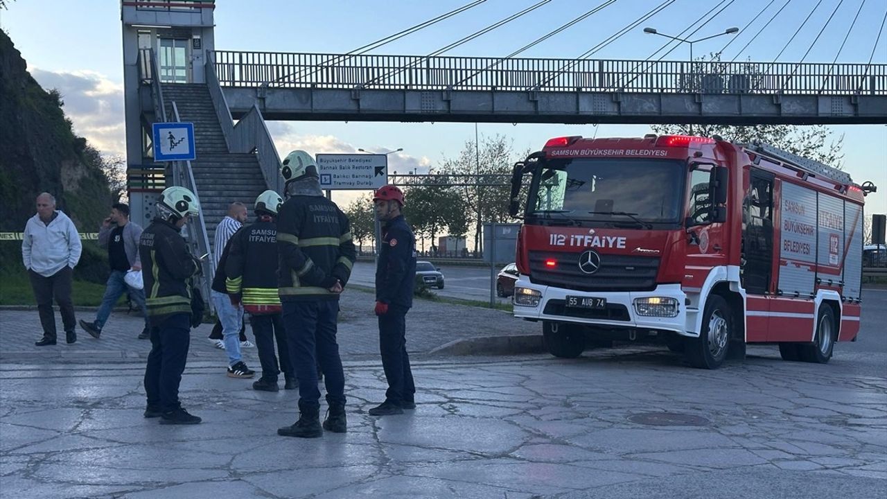 Samsun Canik'te Heyelan Nedeniyle Bina Tahliye Edildi