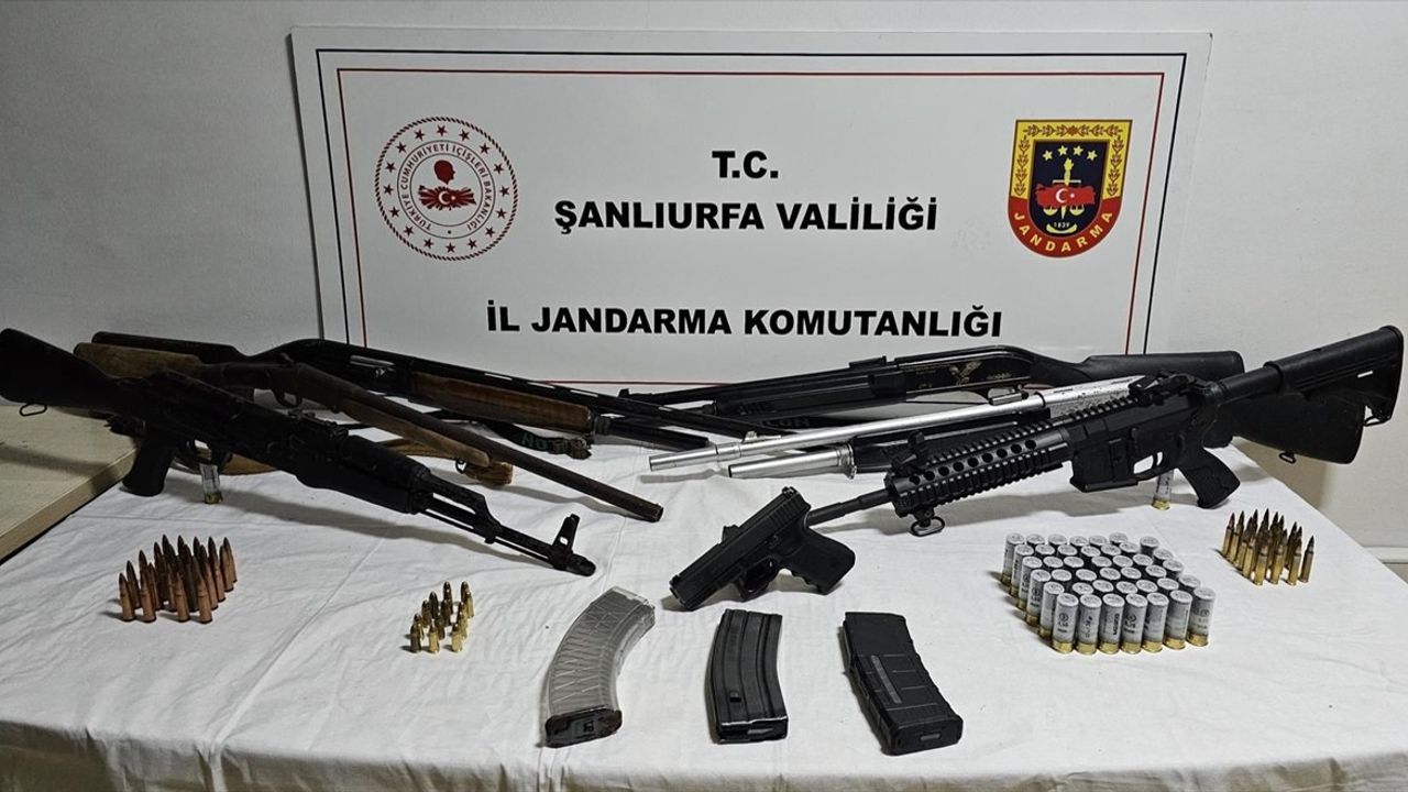 Şanlıurfa'da Silah Kaçakçılığı Operasyonu: 2 Şüpheli Yakalandı