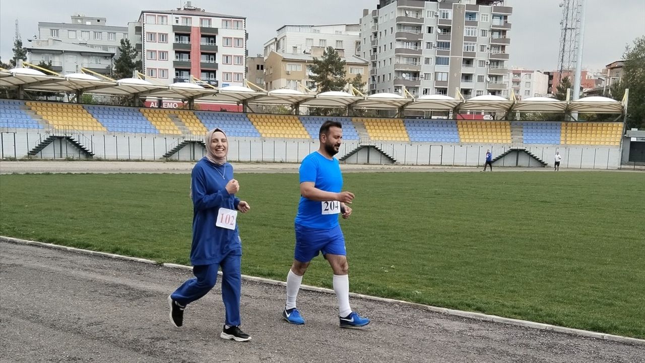 Siirt'te Postacı Yürüyüş Yarışması Bölge Seçmeleri Gerçekleşti
