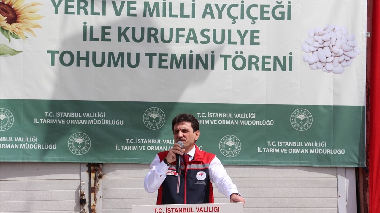 Silivri'de Ayçiçeği ve Kuru Fasulye Tohum Dağıtımı Töreni Gerçekleşti