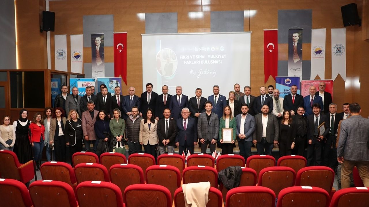 Sinop'ta Fikri Mülkiyet Paneli Düzenlendi