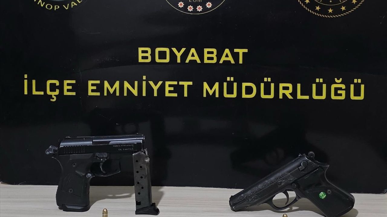 Sinop'ta Ruhsatsız Silahlarla Yakalanan Üç Şüpheli Gözaltında