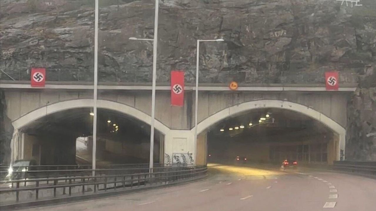 Stockholm'da Hitler'in Doğum Gününde Nazi Bayrağı Asıldı