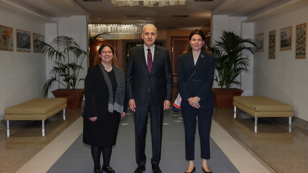 TBMM Başkanı Numan Kurtulmuş Vatikan'a Ziyarette Bulundu