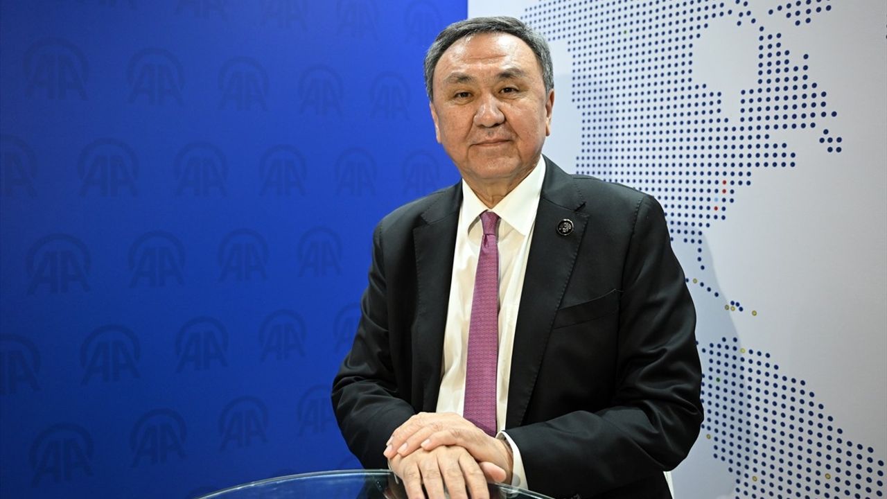 TDT Genel Sekreteri Ömüraliyev: Türk Diplomasisi ve Suriye Girişimleri