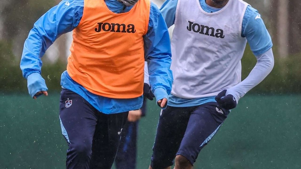 Trabzonspor, Çaykur Rizespor Maçına Hazırlıklarını Sürdürüyor