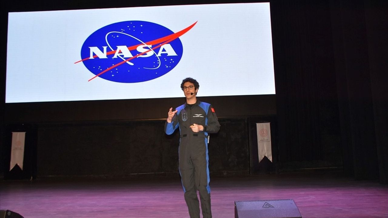 Türk Astronot Tuva Cihangir Atasever Batman'da Öğrencilerle Buluştu