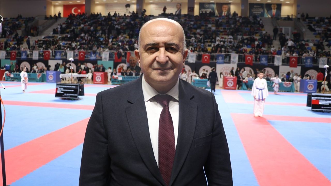 Türkiye Çocuklar Karate Şampiyonası Kocaeli'de Başladı