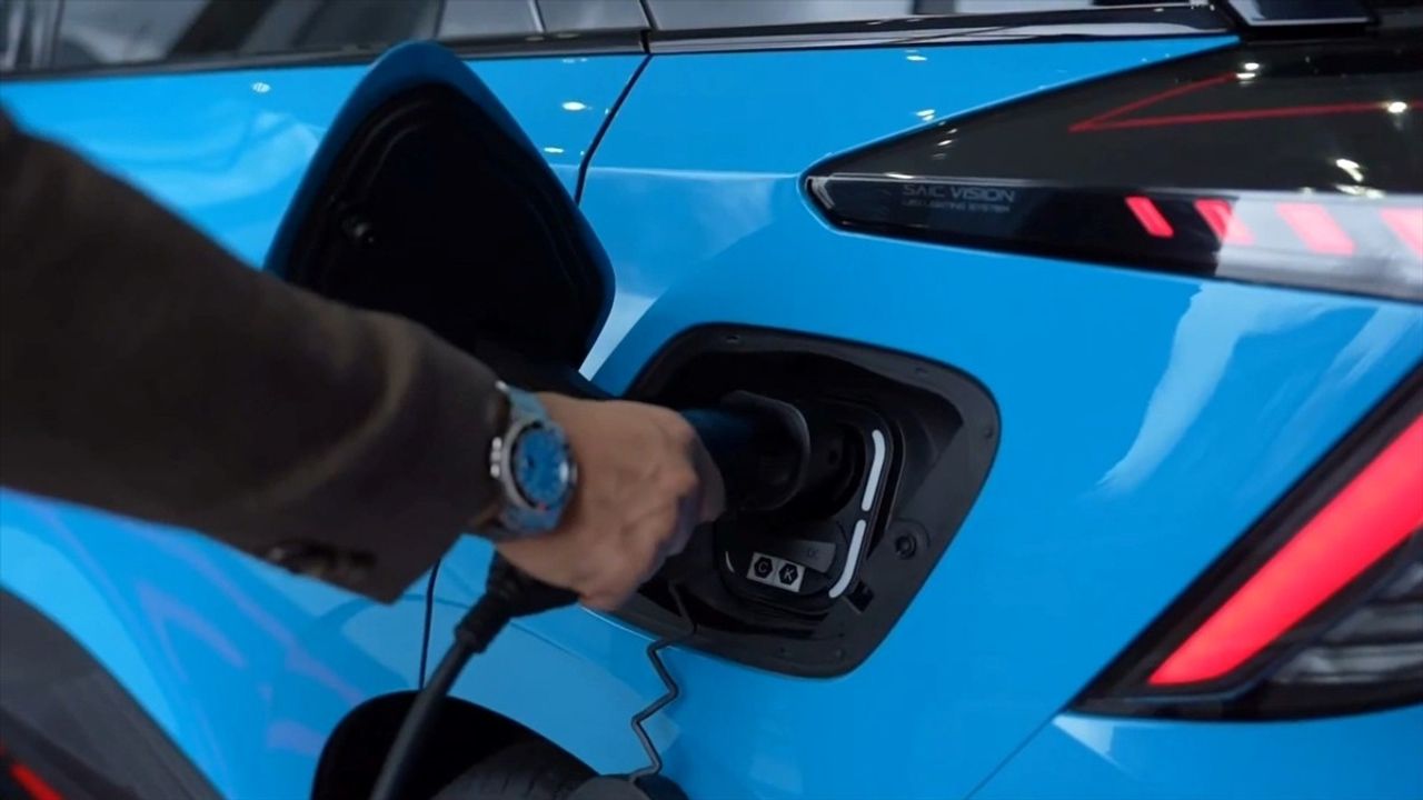 Türkiye'de Elektrikli Araç Şarj İstasyonları Artıyor
