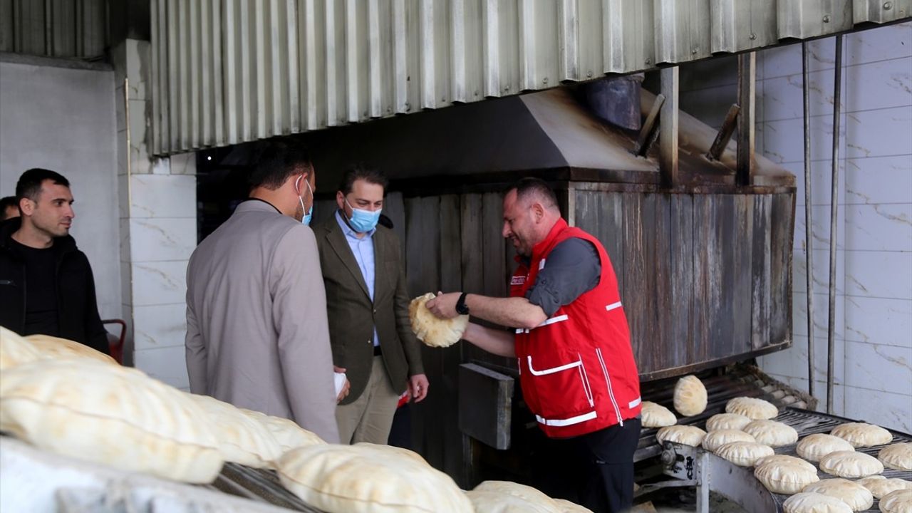 Türkiye'nin Halep Başkonsolosu İdlib'deki Kampları Ziyaret Etti