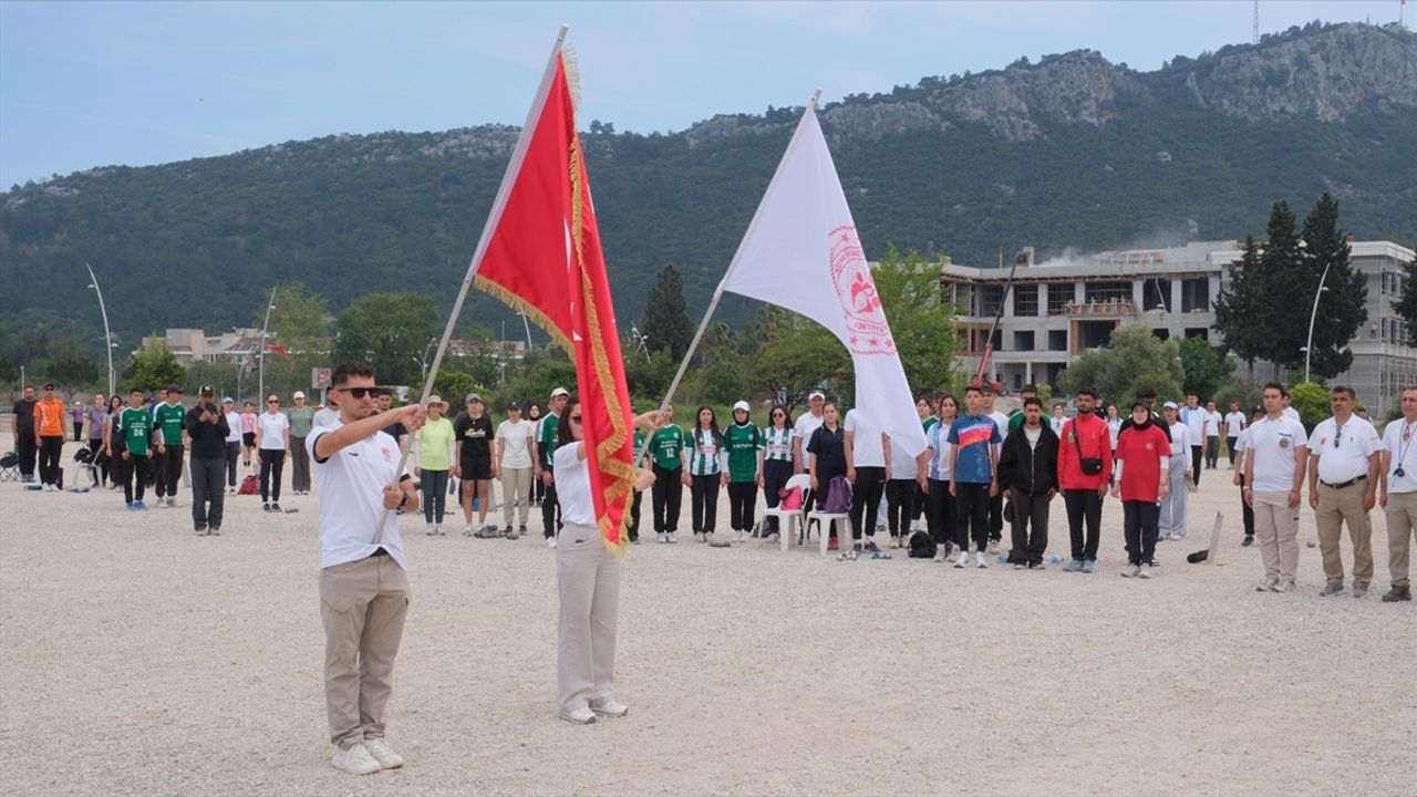 Türkiye Petank Şampiyonası Kemer'de Başladı