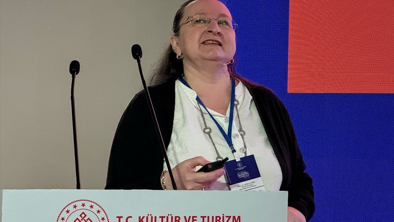 Uluslararası Kütüphane ve Teknoloji Festivali'nde Okuma Kültürü Üzerine Tartışmalar