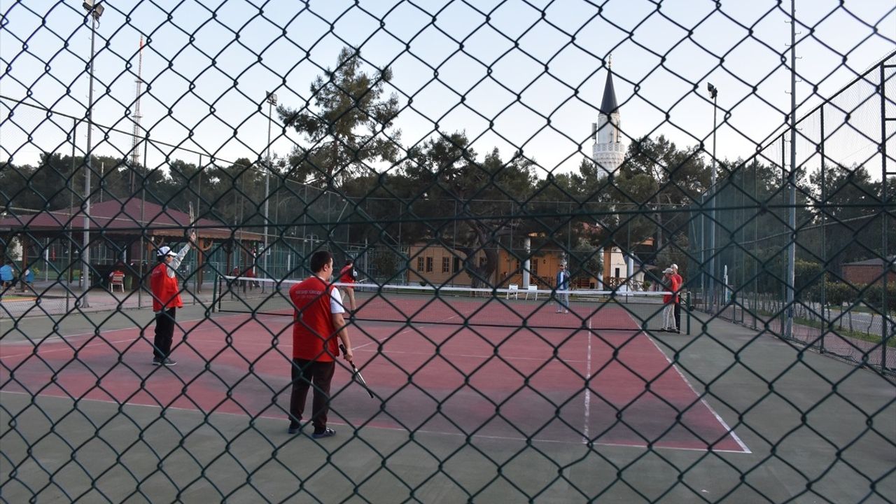 Yurt Dışındaki Gençler Antalya'da Buluştu