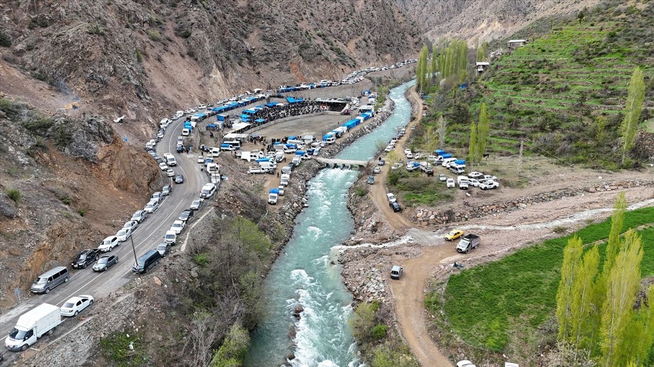 Yusufeli Sarıgöl'de 30. Geleneksel Boğa Güreşleri Festivali Coşkuyla Sonuçlandı