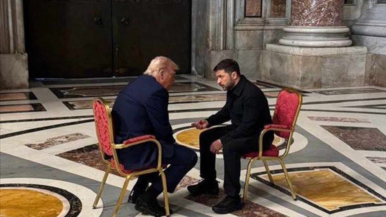 Zelenskiy ve Trump'tan Koşulsuz Ateşkes Görüşmesi