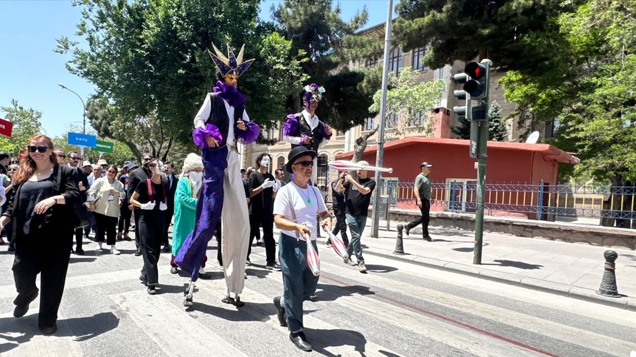 17. Bin Nefes Bir Ses Uluslararası Türkçe Tiyatro Yapan Ülkeler Festivali Başladı