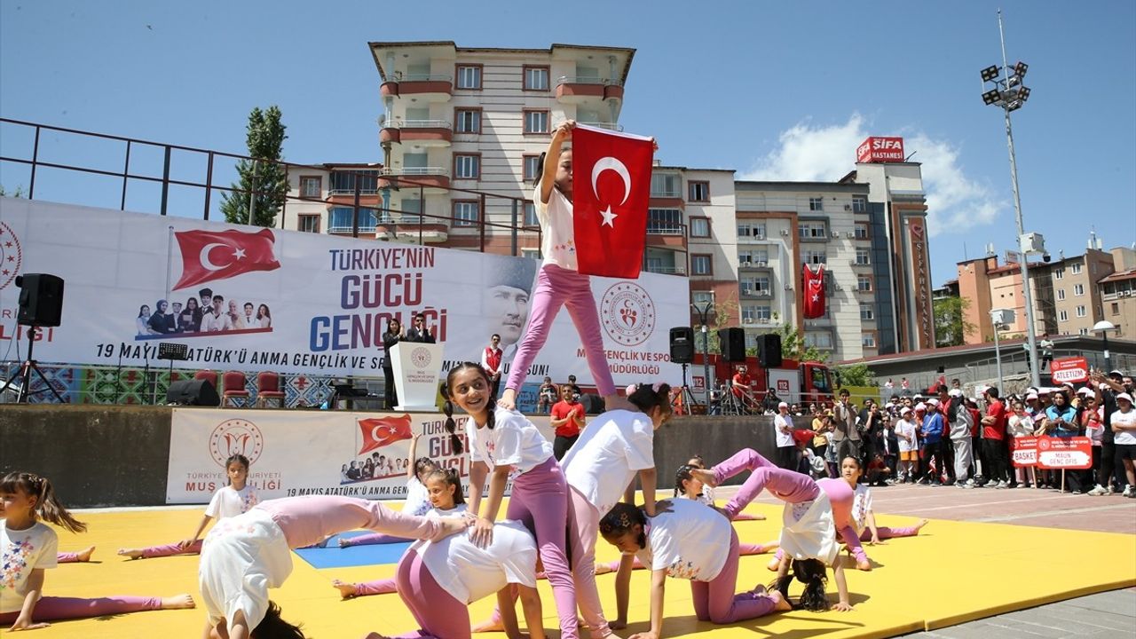 19 Mayıs Atatürk'ü Anma Gençlik ve Spor Bayramı Van ve Çevresinde Coşkuyla Kutlandı
