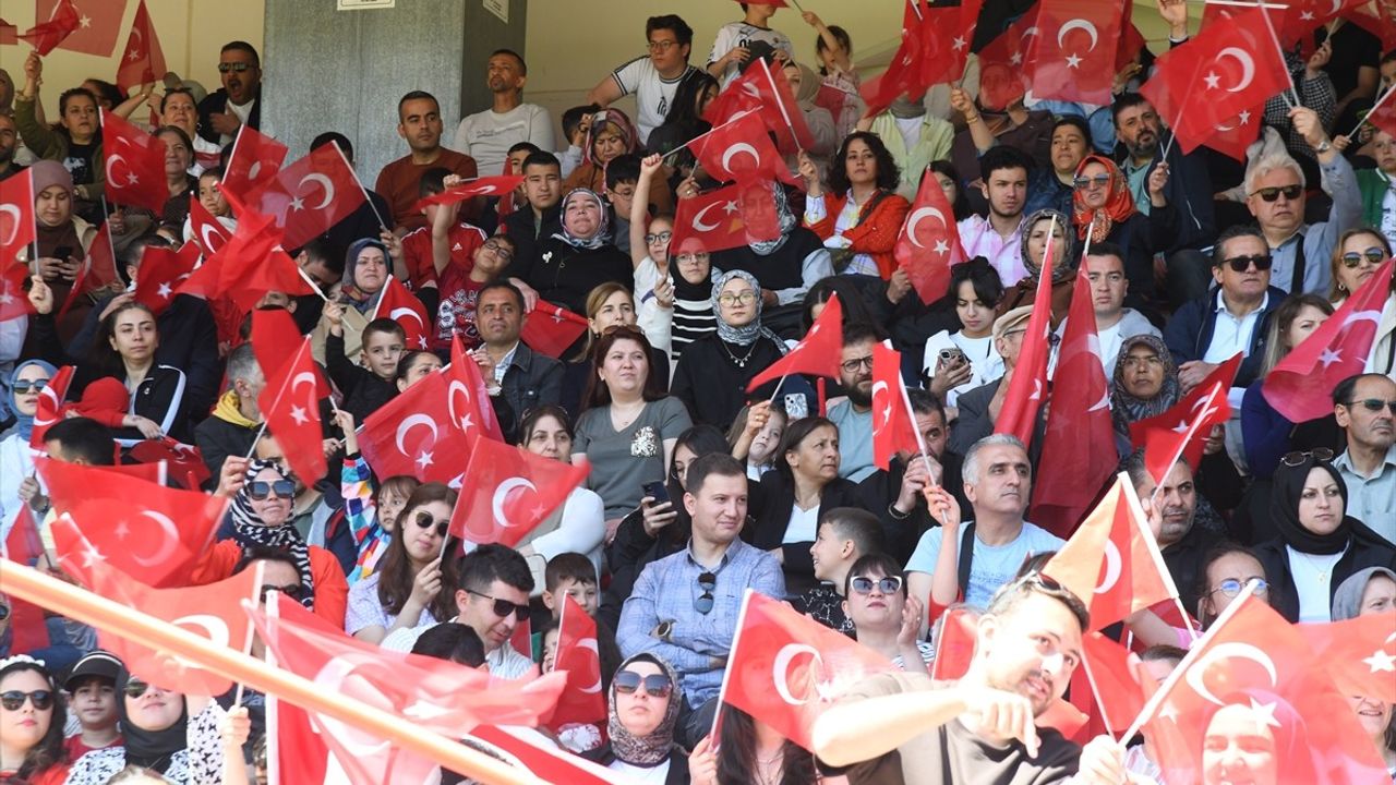 19 Mayıs Coşkusu 6 Şehirde Kutlandı