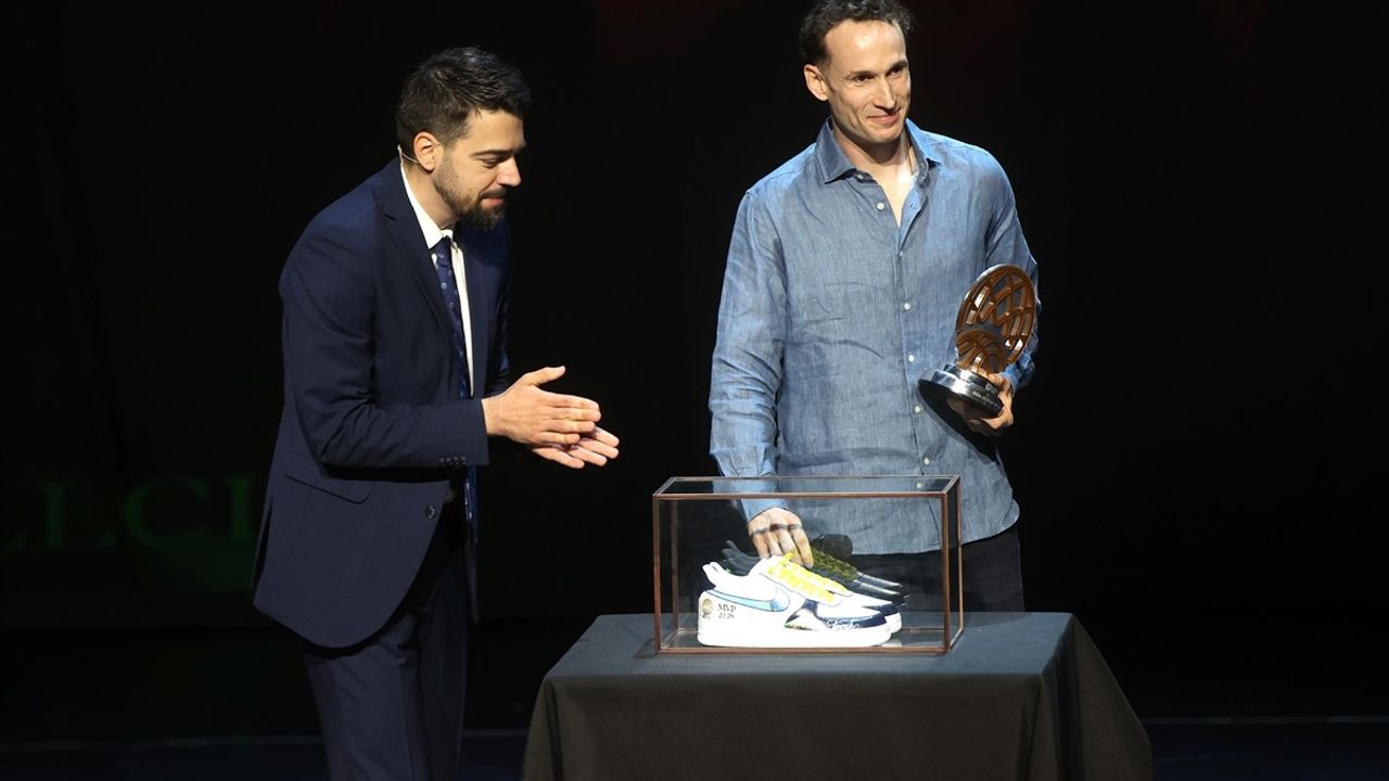 2024-2025 Basketbol Şampiyonlar Ligi Ödül Töreni