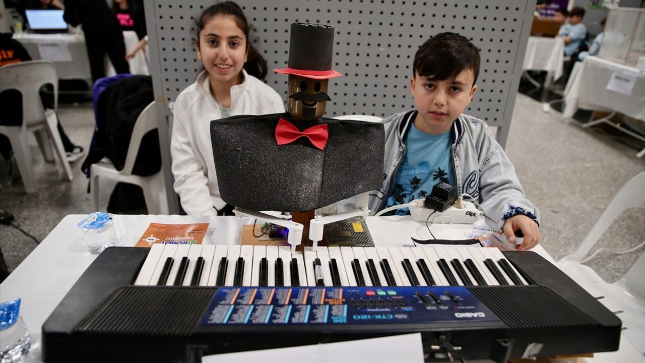6. Uluslararası Kelebek Robot Olimpiyatları Kocaeli'de Başladı