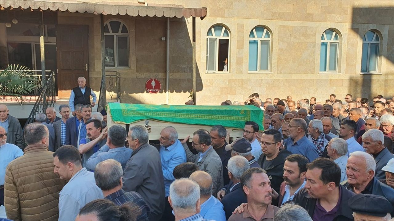 Abdullah Akarsu Son Yolculuğuna Uğurlandı