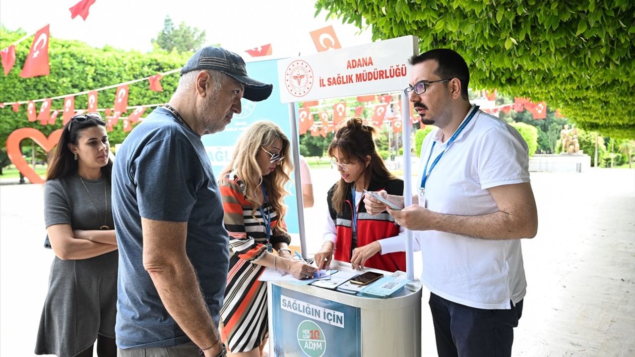 Adana'da 'İdeal Kilonu Öğren, Sağlıklı Yaşa' Kampanyası Devam Ediyor