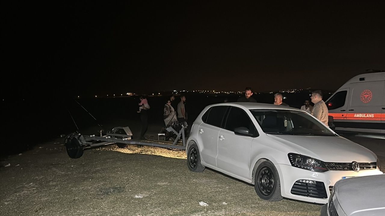 Adana'da Seyhan Baraj Gölü'nde Kaybolan Genç İçin Arama Çalışmaları Yeniden Başlatıldı