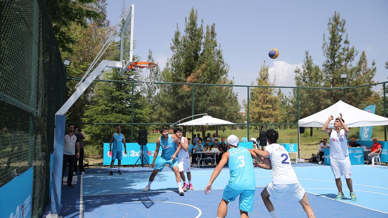 Adıyaman'da Türkiye Sigorta 3x3 Basketbol Turnuvası Tamamlandı