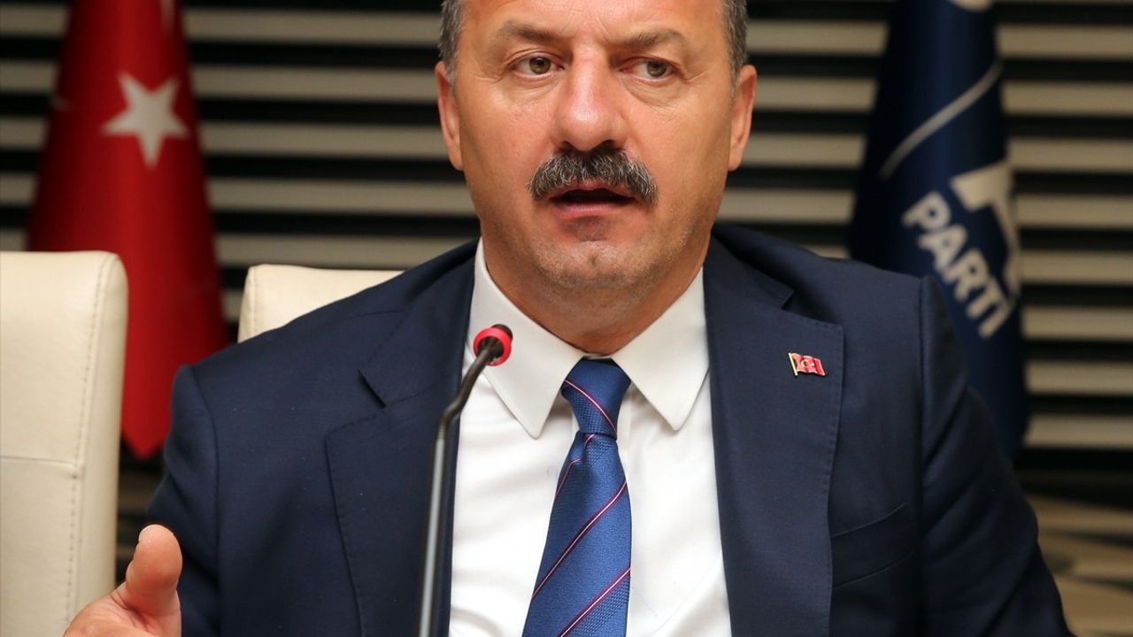 Ağıralioğlu Tokat'ta Uyuşturucu ve Bahis Sorununa Dikkat Çekti