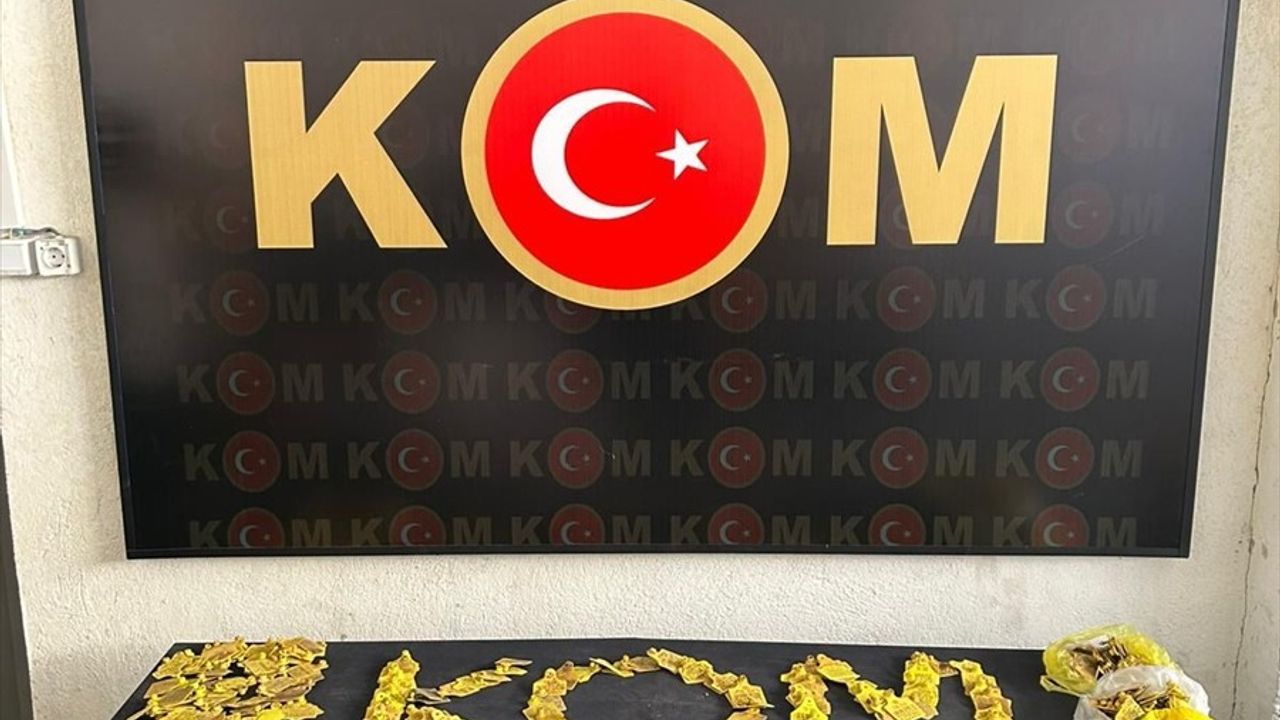 Ağrı'da Usulsüz Hayvan Sevkiyatı Operasyonu: 9 Gözaltı