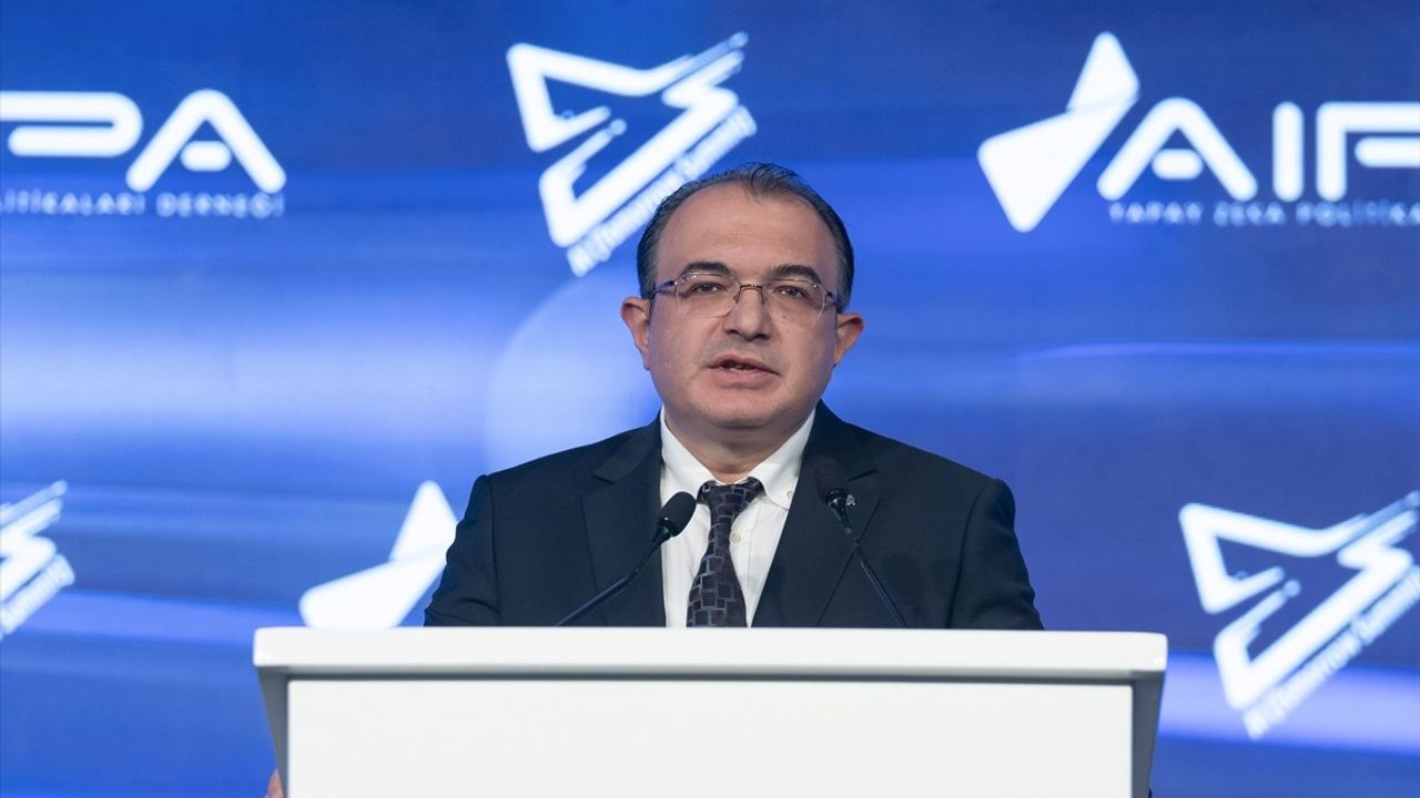 AI Tomorrow Summit 2025: Ödüller Sahiplerini Buldu