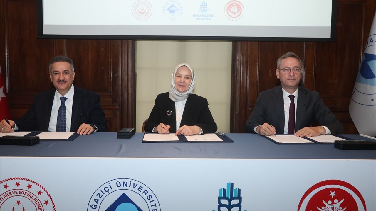 Aile Üniversitesi Programı Boğaziçi'nde Başladı