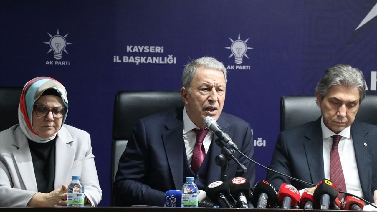 AK Parti'li Demir ve Akar'dan Terör Örgütü PKK'nın Kararına İlişkin Açıklamalar