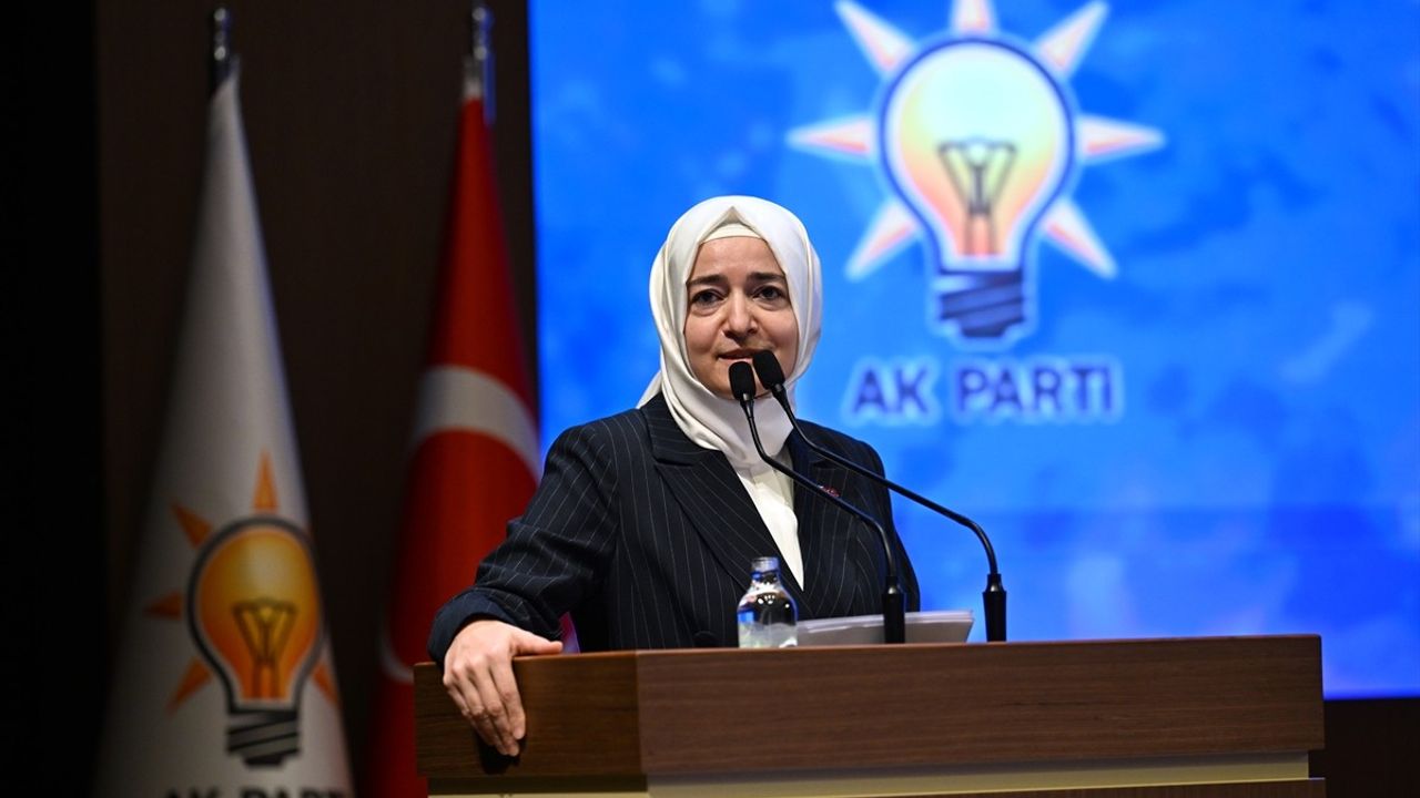 AK Parti Yerel Yönetimler Toplantısında CHP Eleştirisi