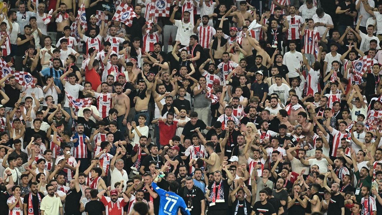 Akedaş Epsaş Kahramanmaraş İstiklal Spor'un Nesine 2. Lig'e Yükselişi